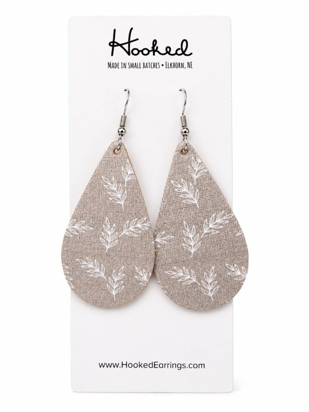 NWT Hooked Leather Teardrop Earrings Taupe White Botanical Leaf Print